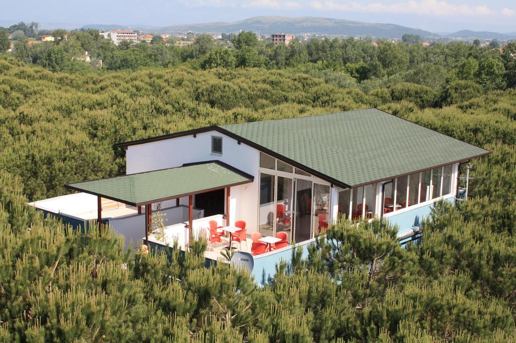 Hotel Princi I Vogel Velipojë Exteriör bild